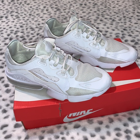 Nike Shoes - Nike White Air Max Infinity 2 Sneakers Size 8